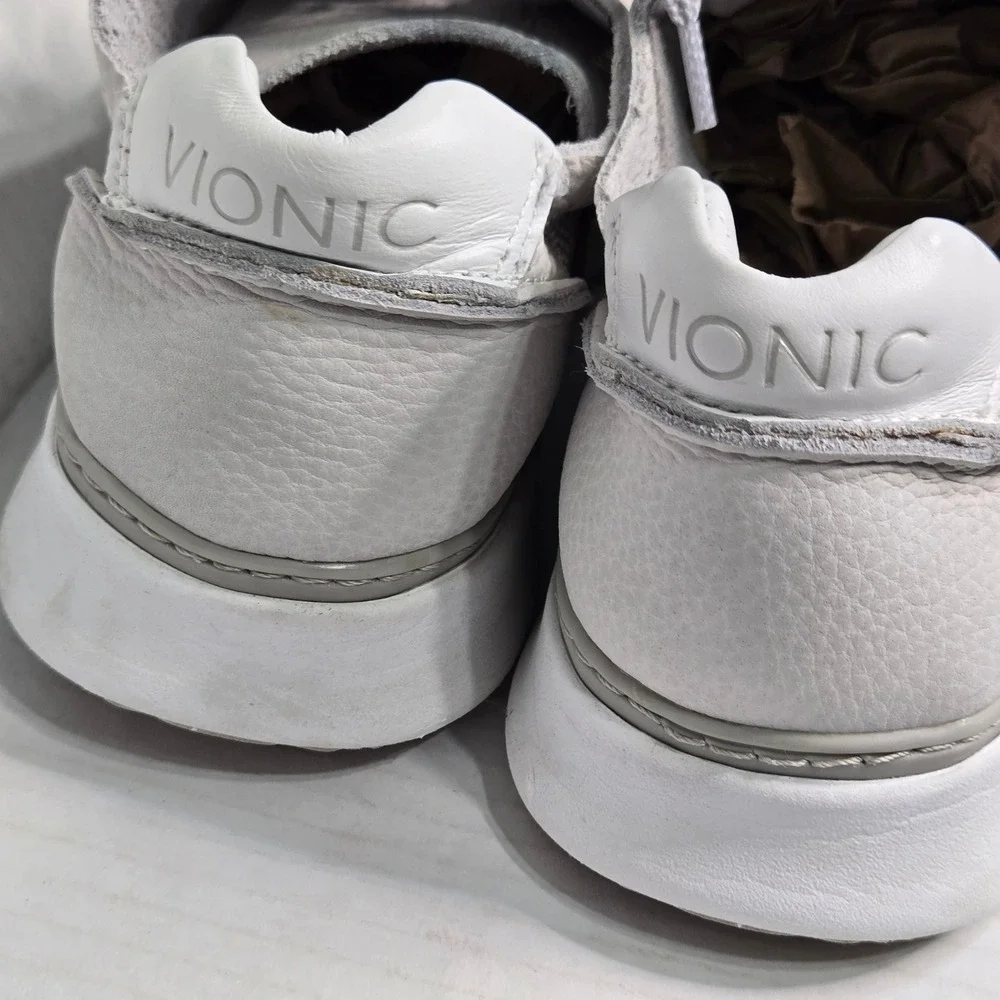 Vionic Joey Size 8 Leather Perforated Lace Up Walking Sneakers